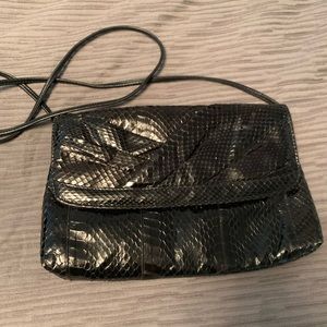 Alligator look bag black